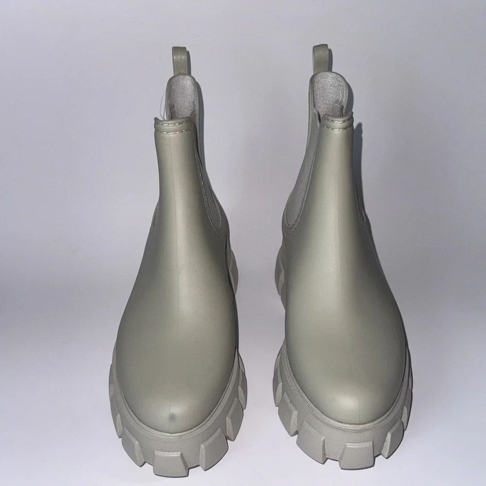Jeffrey Campbell Chunky Lug Sole Rain Boots  Beige Women's Size 6